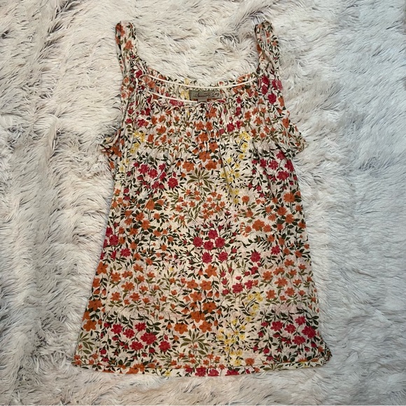 American Rag Floral Tank Top - Picture 2 of 2